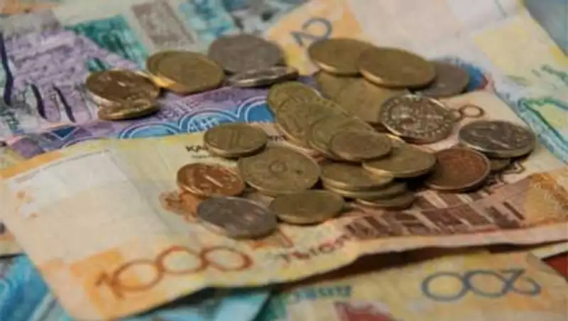 Среднемесячная зарплата в Астане составила 148 474 тенге, фото - Новости Zakon.kz от 18.10.2013 23:45