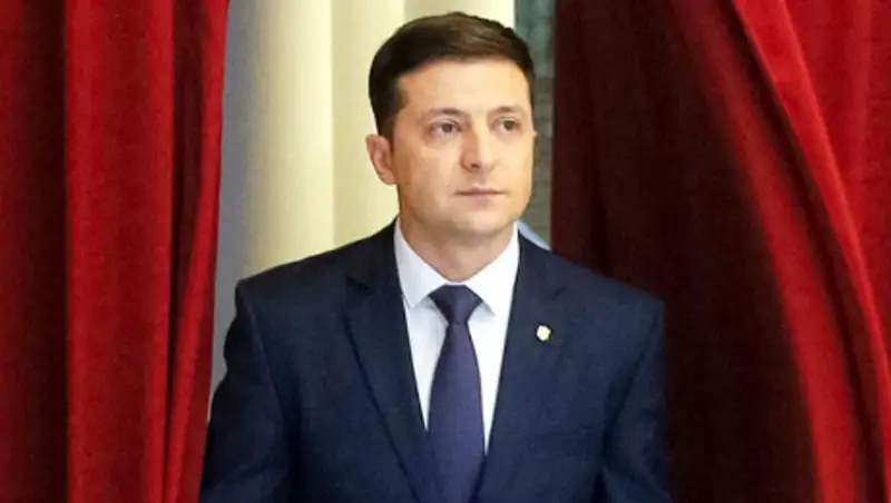 Зеленский отказался рассматривать петицию об отставке