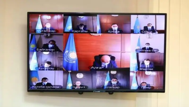 Ондасын Уразалин поручил усилить контроль за прохождением отопительного сезона