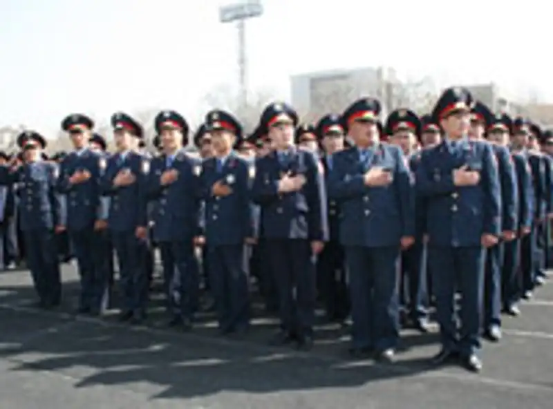 Ни один из тех, кто не прошел аттестацию в системе МВД, не обжаловал ее итоги, фото - Новости Zakon.kz от 18.07.2012 19:30