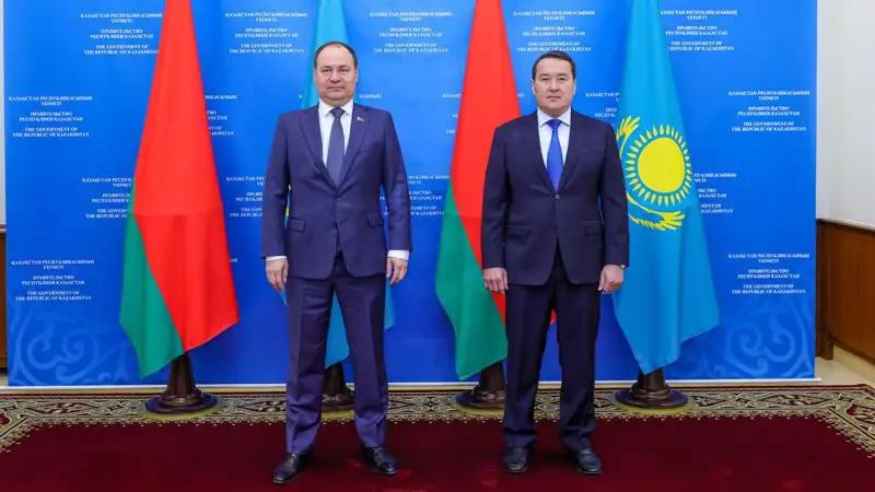 Казахстан готов производить тысячи тракторов и комбайнов вместе с Беларусью