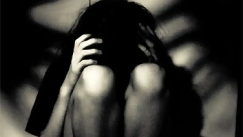 В Алматинской области мужчина изнасиловал девушку - инвалида 2 группы