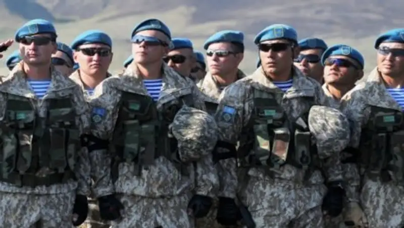 Как будут выплачивать денежное довольствие и пособия военнослужащим в Казахстане