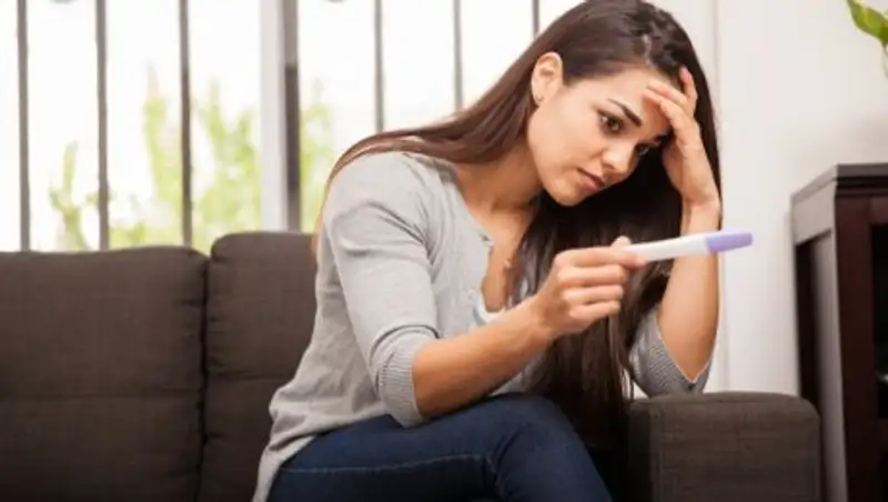 Юные казахстанки становятся мамами в шесть раз чаще, чем в странах OECD