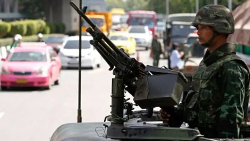 Казахстанцев в Таиланде обязали соблюдать комендантский час