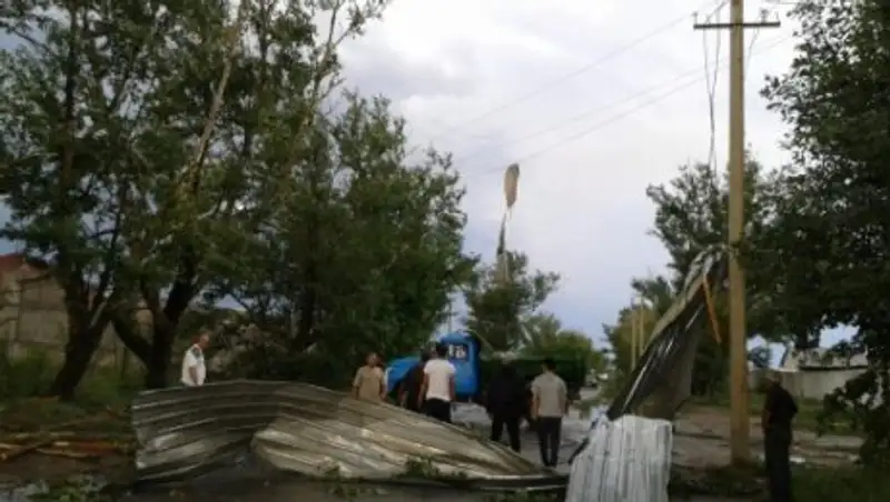 Из-за грозы часть Павлодара осталась без электричества