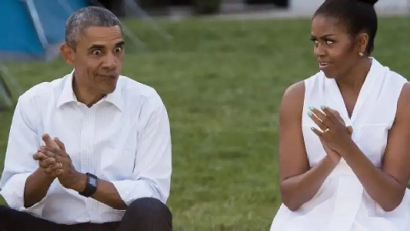 Обама начал заранее отмечать свой день рождения с игры в гольф