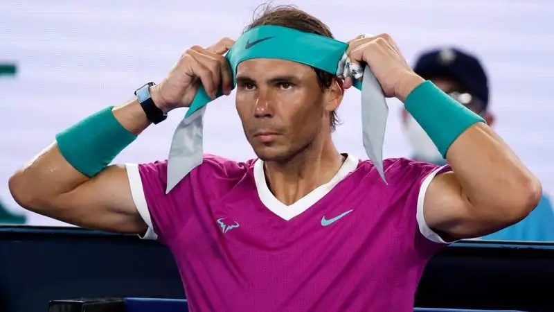 Видео: Рафаэль Надаль приступил к тренировкам на корте