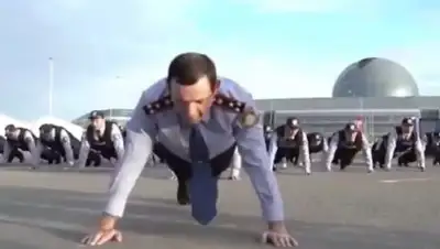 кадр из видео, фото - Новости Zakon.kz от 26.09.2018 12:14