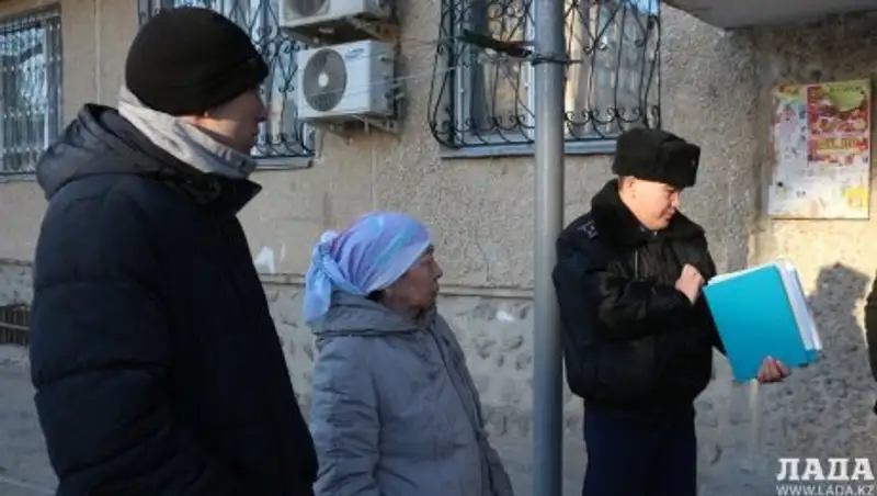 В Актау женщину, которую подозревают в избиении сына, могут лишить родительских прав