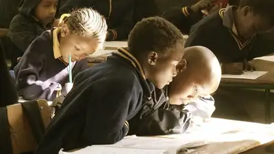 учеба в Сьерра-Леоне, фото - Новости Zakon.kz от 23.11.2022 17:22