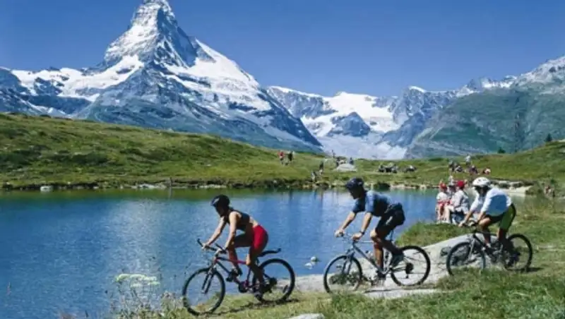 Какой активный отдых предпочитают спортивные чиновники нашей страны