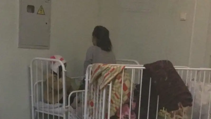 Алматинку возмутили условия в детской инфекционке в Актау