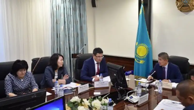 В ЮКО обсудили вопросы модернизации жилищно-коммунального хозяйства