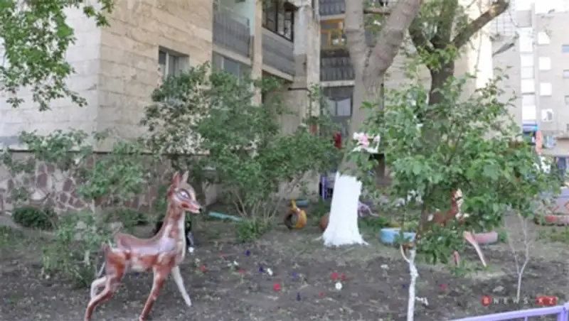 В Кокшетау жильцы многоэтажки превратили свой двор в оазис