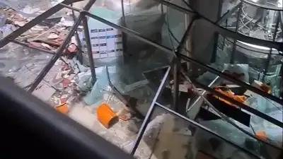 В Берлине разбился 16-метровый аквариум, фото - Новости Zakon.kz от 16.12.2022 14:55