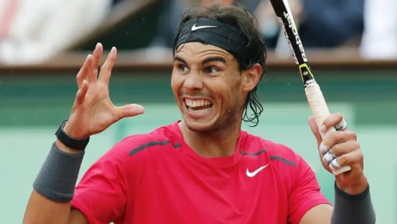 Надаль считает Федерера фаворитом в матче с Раоничем