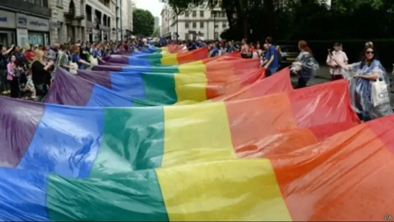 В Лондоне прошел крупнейший в Европе гей-парад