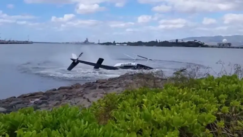 Рядом с военной базой США в Перл-Харборе разбился вертолет