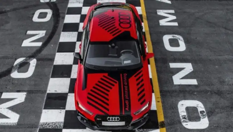 Audi усовершенствовала беспилотный RS7