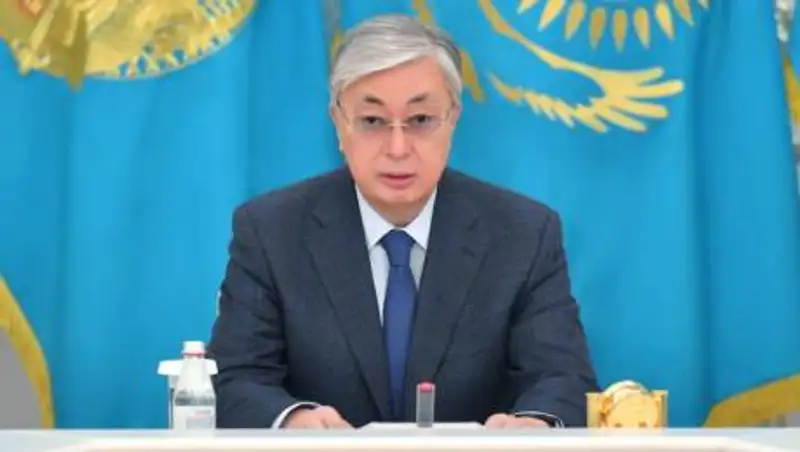 Токаев поздравил полицейских с профессиональным праздником