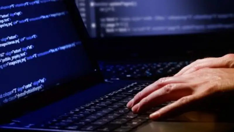 В Казахстане поймали хакеров, укравших у банков около 60 млн. тенге