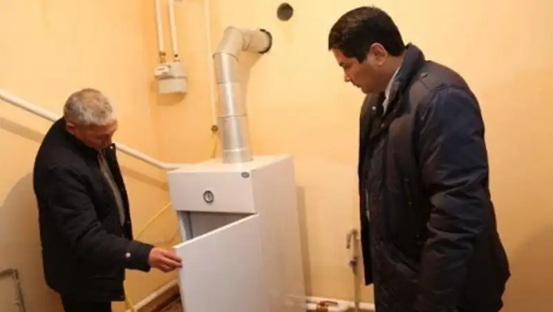 Аким Аральского района побывал в газифицированных домах