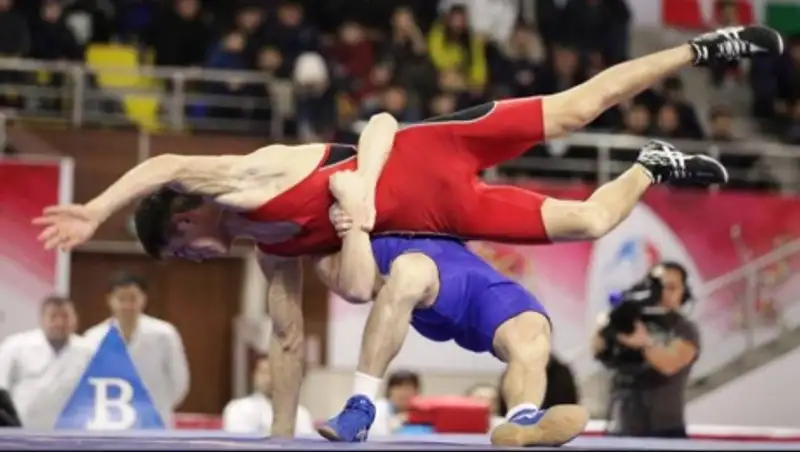 На республиканском чемпионате по борьбе спортсмены ЦСКА завоевали 9 медалей борьбе