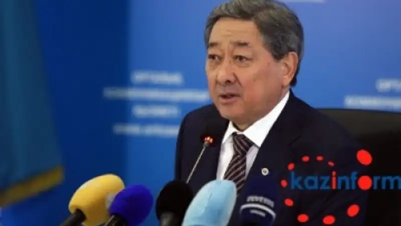 Аким Атырауской области объяснил, почему мелеет Урал