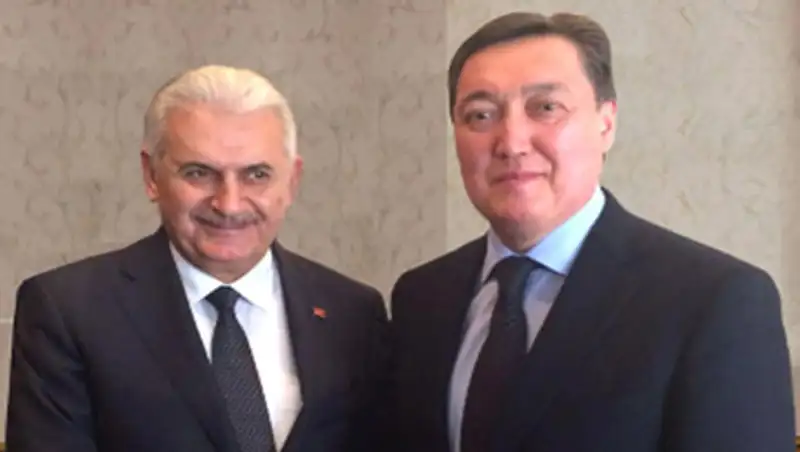 КТЖ: Через порт Актау увеличился грузовой автотранспортный поток в страны ЦА, фото - Новости Zakon.kz от 09.03.2016 18:05