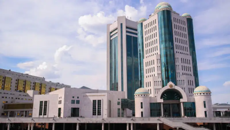 Пленарное заседание Мажилиса Парламента РК под председательством Нигматулина