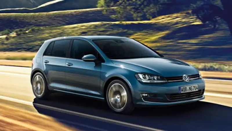 «Фольксваген» снова обошел «Тойоту» по продажам