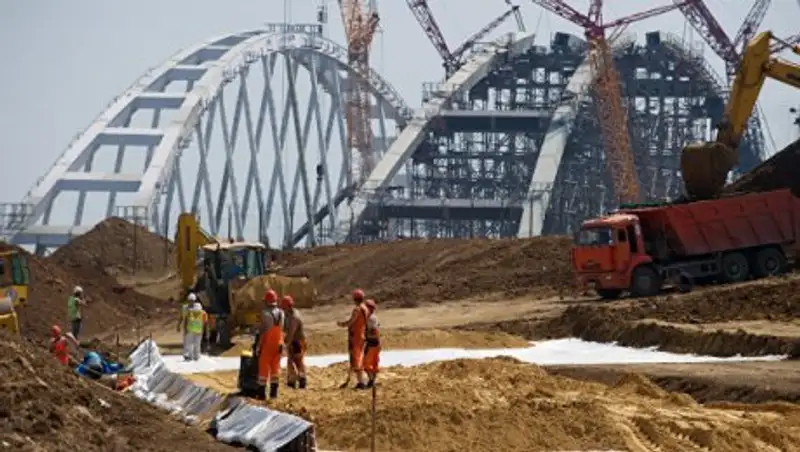 Украина готовит иск к России из-за строительства моста в Крым