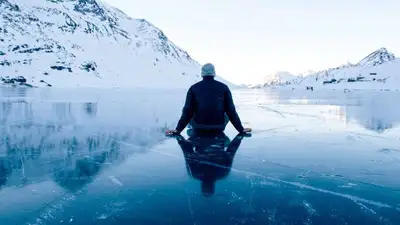 В Атырау мужчина провалился под лед во время прогулки и умер , фото - Новости Zakon.kz от 05.12.2022 10:32