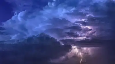 небо, облака, молния, фото - Новости Zakon.kz от 12.11.2023 17:11