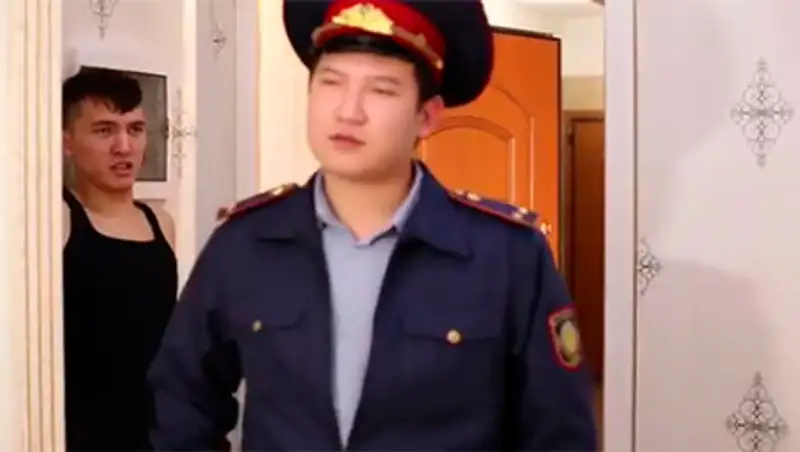 Вайнеры сняли забавный ролик о регистрации в РК