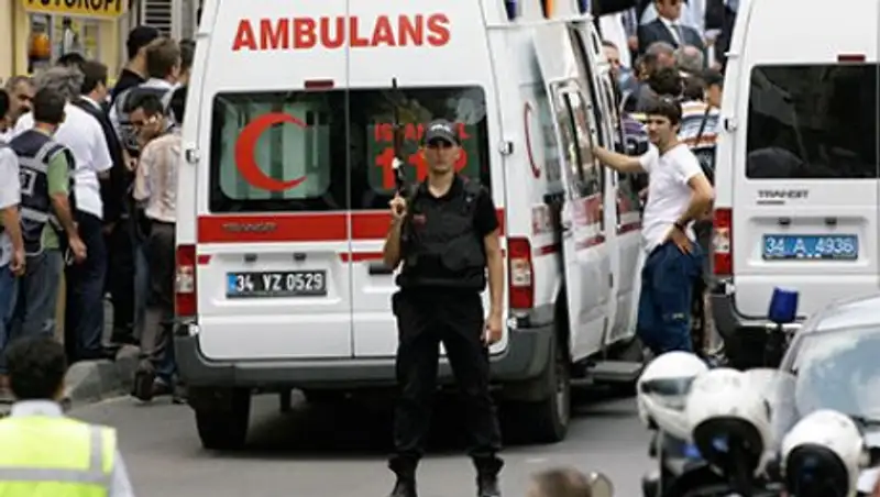 В Анталье произошел взрыв рядом со зданием торгово-промышленной палаты