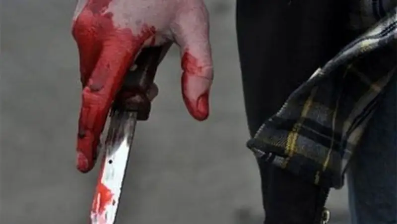 На карагандинца напали с ножом неподалеку от его дома