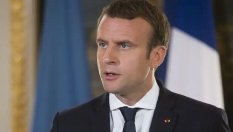 Макрон назвал ошибкой возвращение России в G7