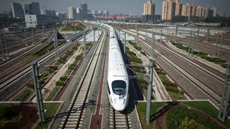 Супертайфун "Хама" нарушил железнодорожное сообщение на юге Китая