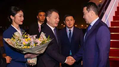 Премьер-министр Казахстана прибыл в КНР, фото - Новости Zakon.kz от 04.11.2023 08:12