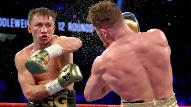 Головкин будет драться с Альваресом в Лас-Вегасе