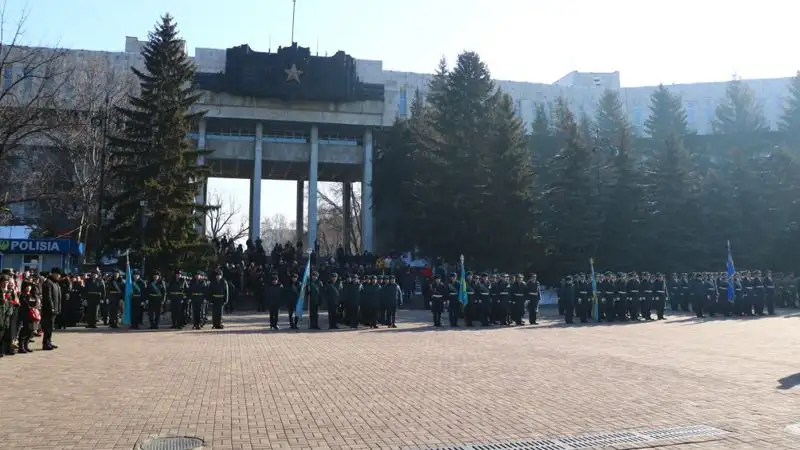 В Алматы почтили память воинов-афганцев, фото - Новости Zakon.kz от 15.02.2023 16:20
