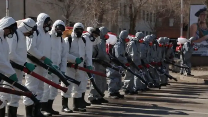 Подразделения биологической защиты дезинфицируют Семей