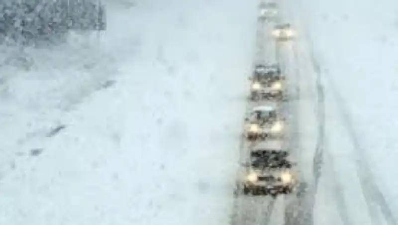 Движение ограничено на дорогах ВКО, Алматинской, Карагандинской и Костанайской областей