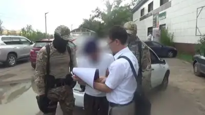 Банду вымогателей задержали в Павлодарской области