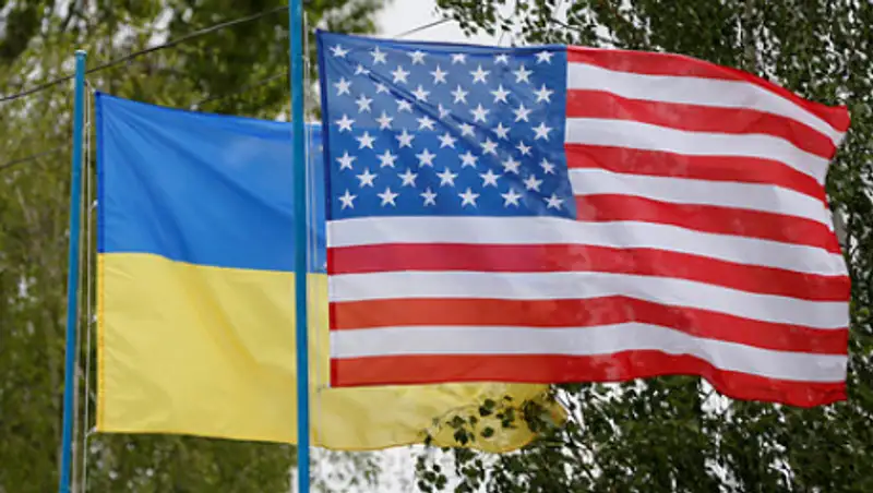 В сенате США предложили ежегодно выделять Украине 300 миллионов долларов