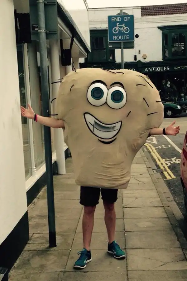 Лондонский марафон: костюмы , фото - Новости Zakon.kz от 27.04.2015 14:30