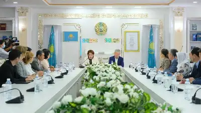 обсуждение референдума, фото - Новости Zakon.kz от 19.05.2022 15:19