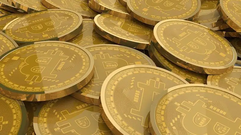 Биткоин вырос в цене  более чем на 10%